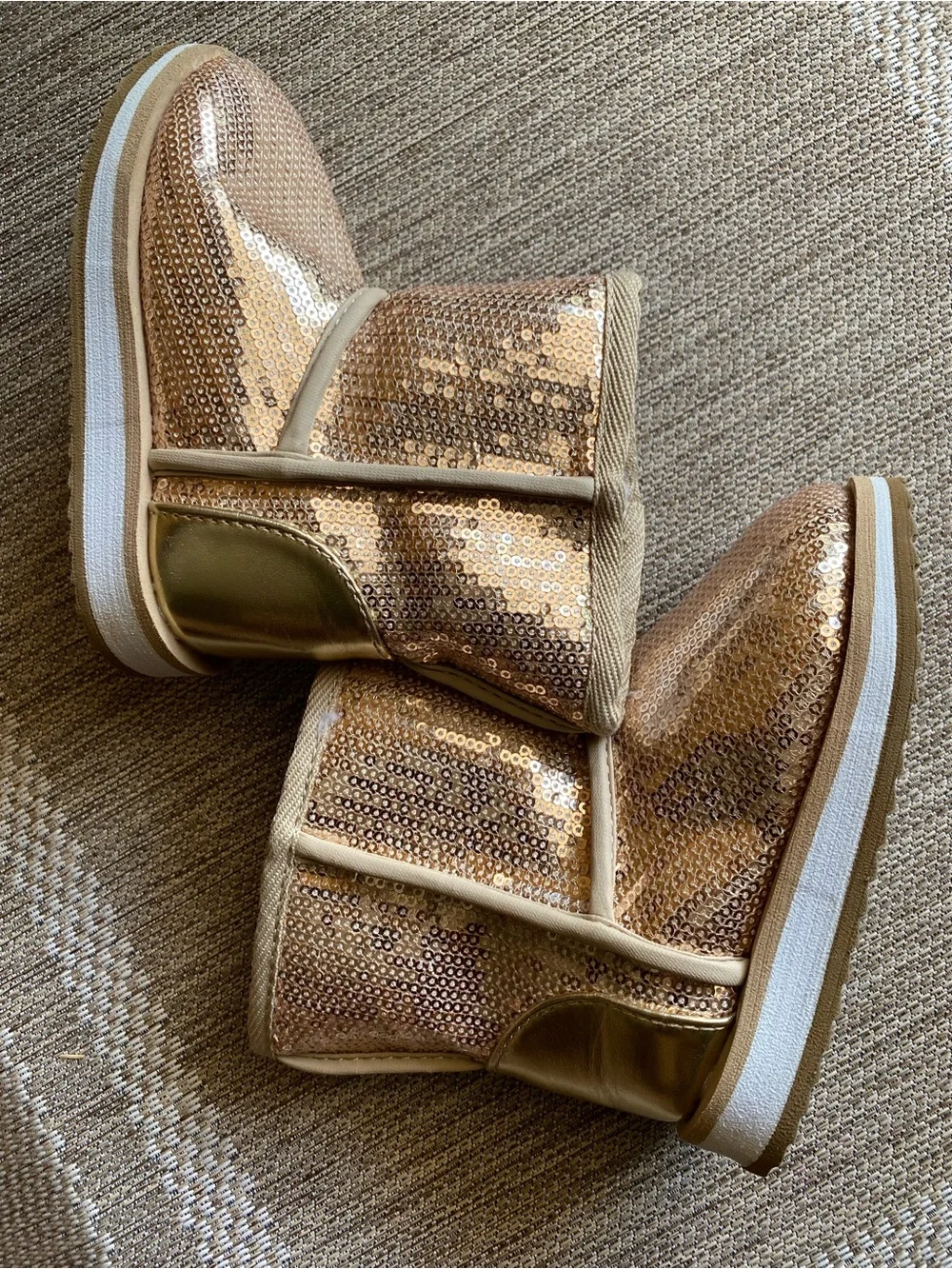 Sequin Kids size 7 Boots - Rose Gold Cozy Pull-On